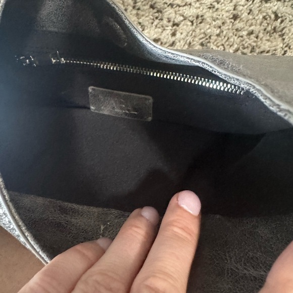 Zara Silver Hobo Bag with Metallic Finish - Picture 3 of 4